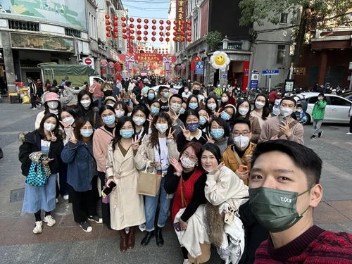 廣州還能這樣玩兒！這群年輕人解鎖“一種很新的旅游”，街坊表示 快樂(lè)加倍